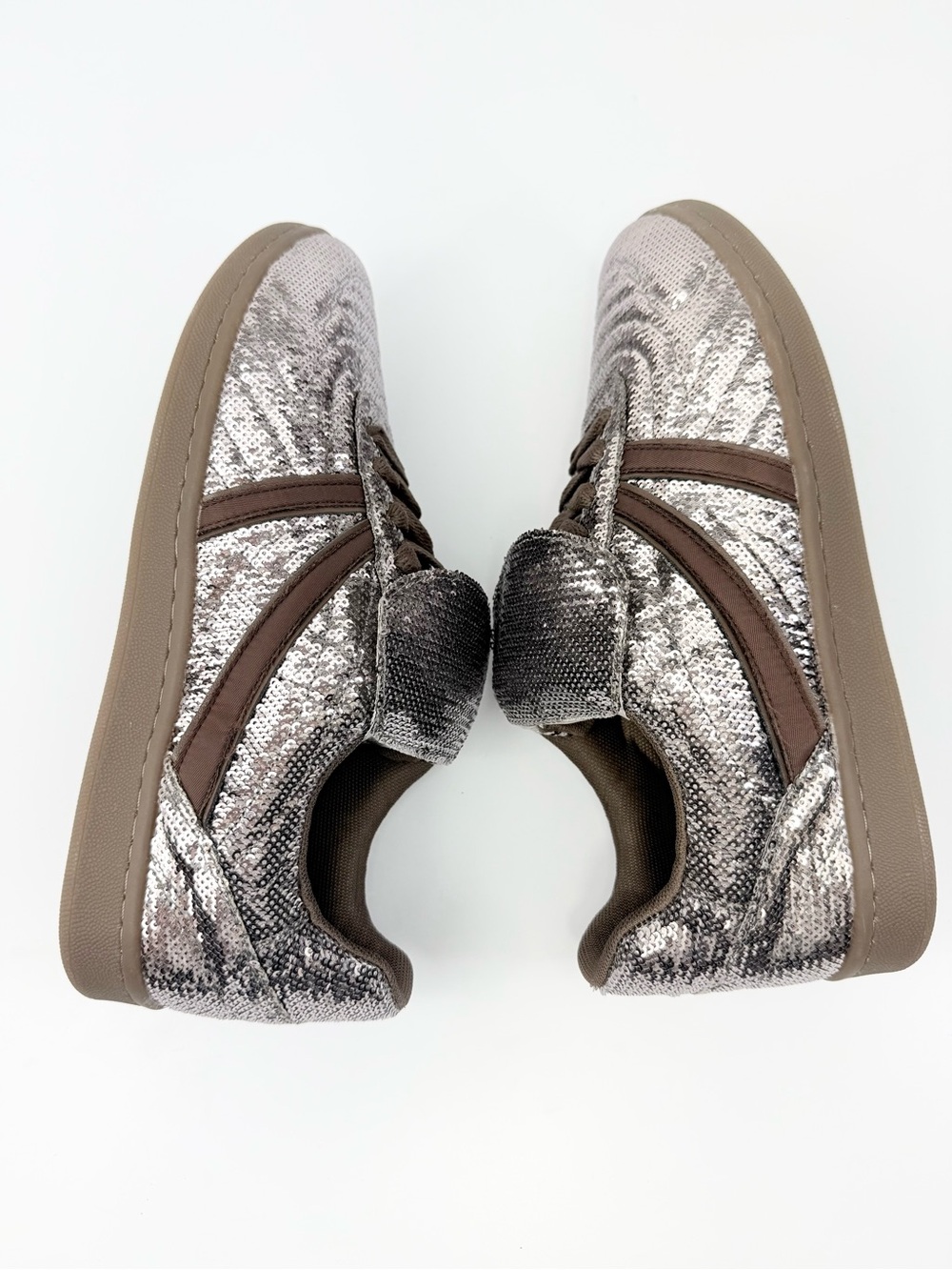 Steve Madden MADRID Silver Sequin Sparkle Brown Stripe Tongue Flap Sneaks NWOB - Picture 10 of 16